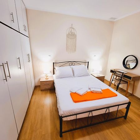 Estrella Apartment Спарта Экстерьер фото