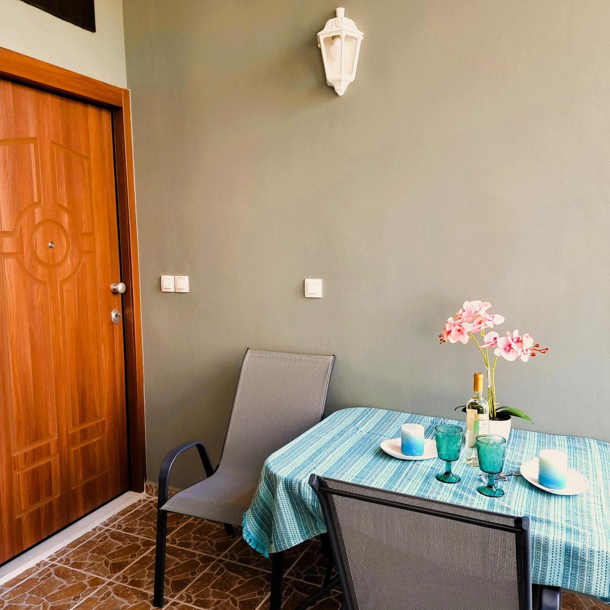 Estrella Apartment Спарта Экстерьер фото